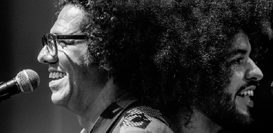 HAMILTON DE HOLANDA E MESTRINHO BY JOHNNIE WALKER