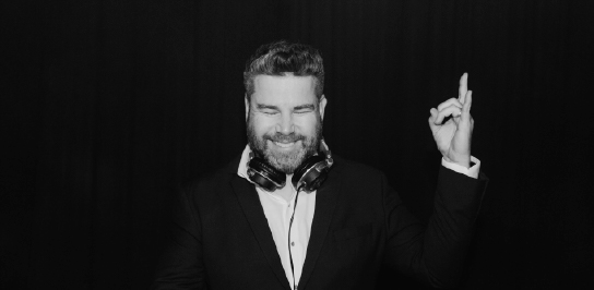 DJ CACÁ DE BRITO 
